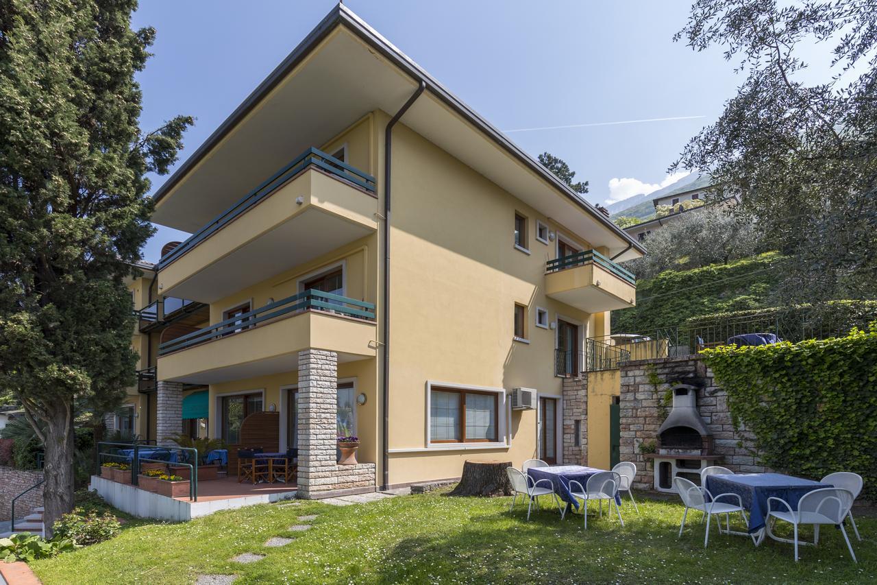 Residence Sporting Malcesine Buitenkant foto